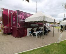 Carreta Saúde da Mulher zera fila para exames de mamografia em Cerro Azul