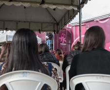 Carreta Saúde da Mulher zera fila para exames de mamografia em Cerro Azul