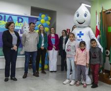 Dia D de Multivacinação mobiliza 10 mil profissionais em 1370 salas de aplicação pelo Paraná