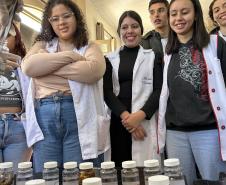 Estudantes recebem orientações para prevenir acidentes com escorpiões na região Norte