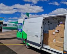 Com apoio aéreo, Estado leva milhares de insumos hospitalares para região de Rio Bonito do Iguaçu