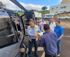 Com apoio aéreo, Estado leva milhares de insumos hospitalares para região de Rio Bonito do Iguaçu