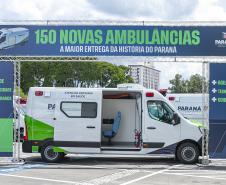 Governador entrega 150 ambulâncias com UTIs para todas as regiões do Paraná