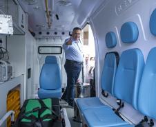 Governador entrega 150 ambulâncias com UTIs para todas as regiões do Paraná