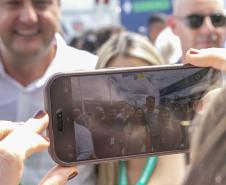 Governador entrega 150 ambulâncias com UTIs para todas as regiões do Paraná