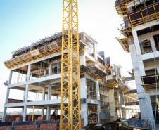 Além de Pinhais, Governo do Estado investe em mais quatro hospitais na RMC