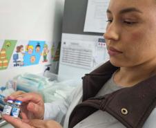 Com vacinas disponíveis no SUS, Estado reforça imunizantes essenciais às gestantes