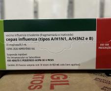 Paraná recebe 332 mil vacinas contra a gripe para início da campanha no próximo sábado