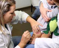 Com 1,2 milhão de doses aplicadas, Paraná reforça chamada para vacinação contra gripe