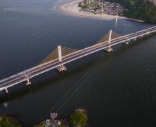 Dados do Samu e das secretarias da Saúde de Guaratuba e Matinhos mostram que a travessia por ferry boat levava de 20 a 30 minutos em dias normais e até uma hora em horários de pico ou de temporada de verão