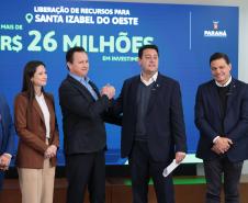 Ratinho Junior confirma R$ 565,6 milhões para 11 municípios do Estado