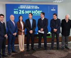Ratinho Junior confirma R$ 565,6 milhões para 11 municípios do Estado