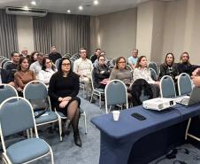 Secretário reforça com Regionais de Saúde importância da vacinação e alinhamento das ações da Saúde no Paraná