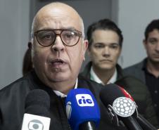 Com apoio do Estado, paciente de Curitiba recebe aplicação de polilaminina no Hospital do Trabalhador