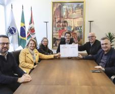R$ 100 milhões: Estado e Curitiba assinam convênio para construção do Hospital Bairro Novo