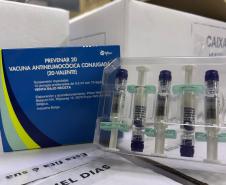 Paraná recebe nova vacina pneumo 20 e amplia proteção contra pneumonia e meningite