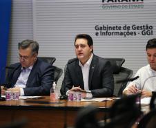 O Governador Carlos Massa Ratinho Junior em reunião por videoconferência neste sábado (28/03),   com prefeitos e secretarios de Estado para alinhamento das ações no combate a pandemia do novo coronavírus.  Curitiba, 28/03/2020 - Foto: Geraldo Bubniak/AEN