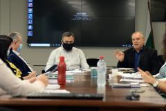 Secretário de Saúde debate novas regras para consórcios com representantes municipais