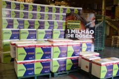 Paraná distribui novo lote e começa a vacinar idosos com mais de 75 anos