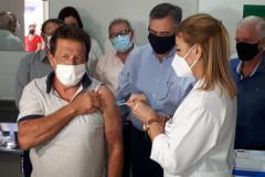 Paraná aplicou mais de 30 mil doses de vacina no feriado