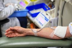 Com estoque 40% abaixo do ideal, Hemepar faz apelo à população para doar sangue.