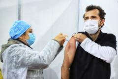 Paraná ultrapassa 8 milhões de doses aplicadas, terceiro estado que mais imunizou sua população