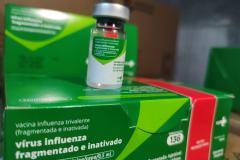 Primeiro lote de vacinas contra a gripe chega ao Paraná