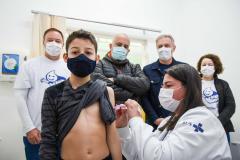 Paraná define o Dia D da vacinação estadual para 15 de abril