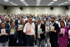 Saúde apresenta novas Cadernetas do Idoso, Crianças e Gestantes na Grande Curitiba