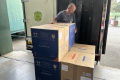 Paraná recebe primeiro lote da vacina atualizada da Covid-19