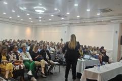 O encontro reuniu cerca de 180 servidores de diferentes áreas, promovendo integração e alinhamento de conceitos e práticas entre profissionais das esferas estadual e federal, além de incentivar o compartilhamento de práticas essenciais para a gestão pública de saúde.