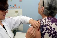 Influenza: vacinação para crianças, idosos e gestantes entra na rotina anual do SUS