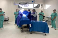 Hospital Regional do Centro-Oeste é referência em cirurgias eletivas e formação profissional