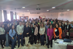 A Secretaria de Estado da Saúde do Paraná (Sesa) promoveu nos dias 22 e 23 de outubro a I Oficina Estadual da Gestão do Trabalho e da Educação na Saúde (GTES). O evento reuniu 160 profissionais, incluindo diretores e técnicos das 22 Regionais de Saúde, membros de diversas diretorias da Sesa e representantes do Conselho de Secretarias Municipais de Saúde (Cosems).