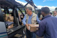 Com apoio aéreo, Estado leva milhares de insumos hospitalares para região de Rio Bonito do Iguaçu