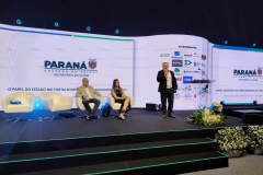 Debate sobre investimentos em saúde abre o 3º dia do 37º Congresso do CONSEMS/PR em Foz do Iguaçu