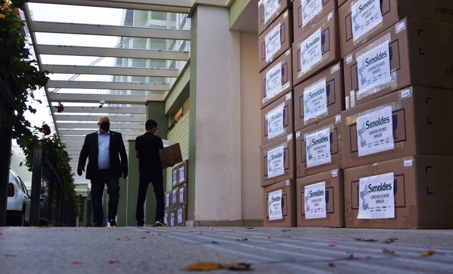 Secretaria da Saúde recebe três mil máscaras-escudo