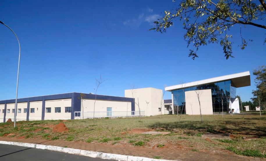 Secretário vistoria finalização da obra do Hospital Regional de Telêmaco Borba