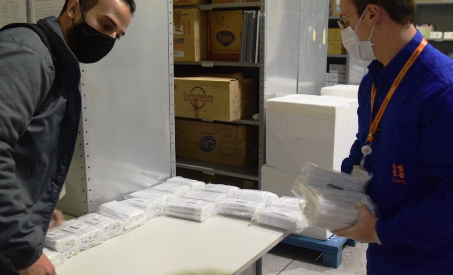 IBMP recebe mais de 418 mil swab’s para testes da Covid-19 da Copel