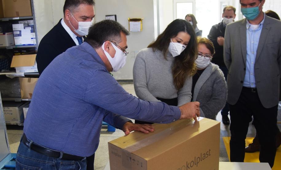 Compagas doa mais de 128 mil swab’s para testes do coronavírus ao IBMP