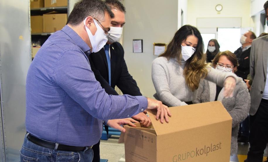 Compagas doa mais de 128 mil swab’s para testes do coronavírus ao IBMP