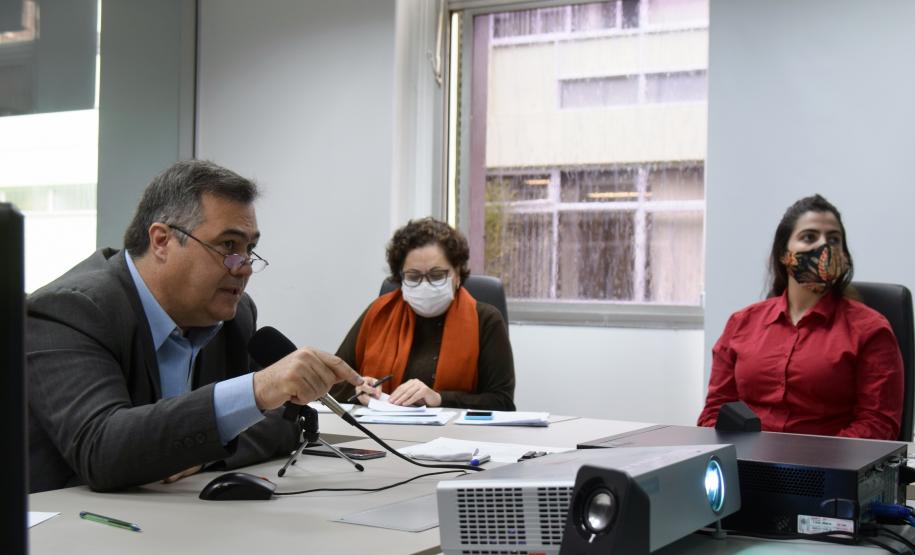 Secretários de Saúde e Agricultura discutem diretrizes para enfrentamento da Covid-19 com representantes de frigoríficos