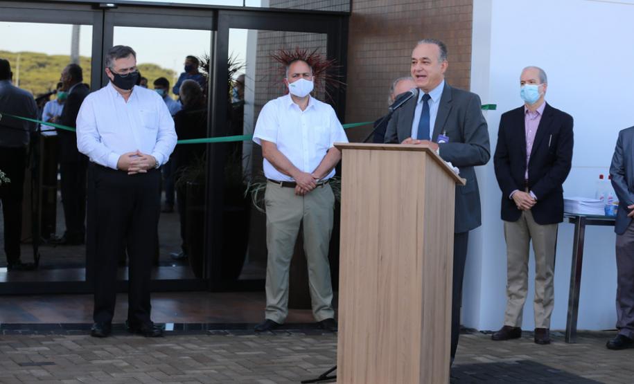 Foi inaugurada nesta quarta-feira (22) a primeira etapa do Cancer Center de Guarapuava, na região central do Estado. O prédio abriga a ala de quimioterapia e o Instituto para a Pesquisa do Câncer (IPEC), um dos maiores centros de pesquisa genômica do País. 22/07/2020