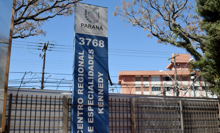 Secretário vistoria obras do Ambulatório Médico de Especialidades (AME) em Curitiba