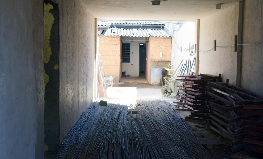 Secretário vistoria obras do Ambulatório Médico de Especialidades (AME) em Curitiba
