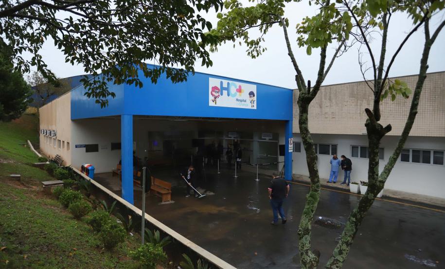 Governo amplia leitos no Hospital Universitário dos Campos Gerais