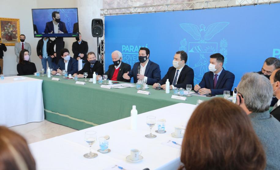 Para marcar um ano do programa, Paraná amplia ações do Descomplica