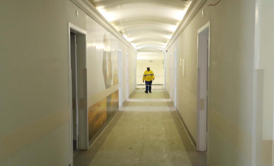 Governo amplia leitos no Hospital Universitário dos Campos Gerais