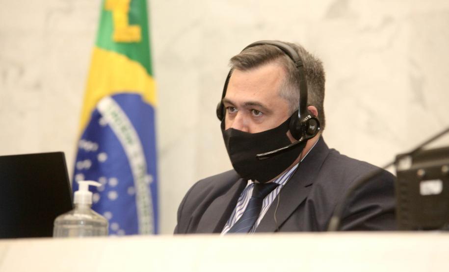 Enfrentamento à Covid-19 é destaque entre as ações da Saúde apresentadas na Alep