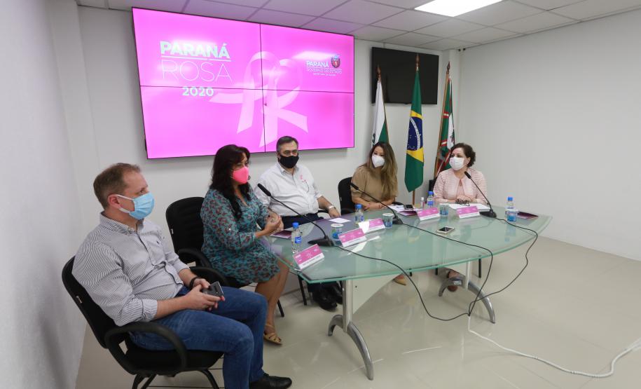 Paraná Rosa alerta sobre a importância do cuidado com a saúde da mulher